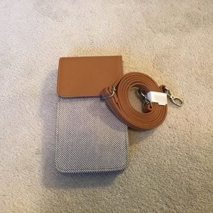 Thirty-One Crossbody Wallet